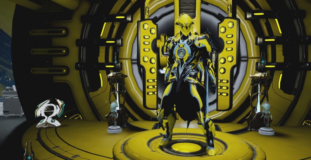 Volt with the Lodestar Armour and the Volt Immortal Skin