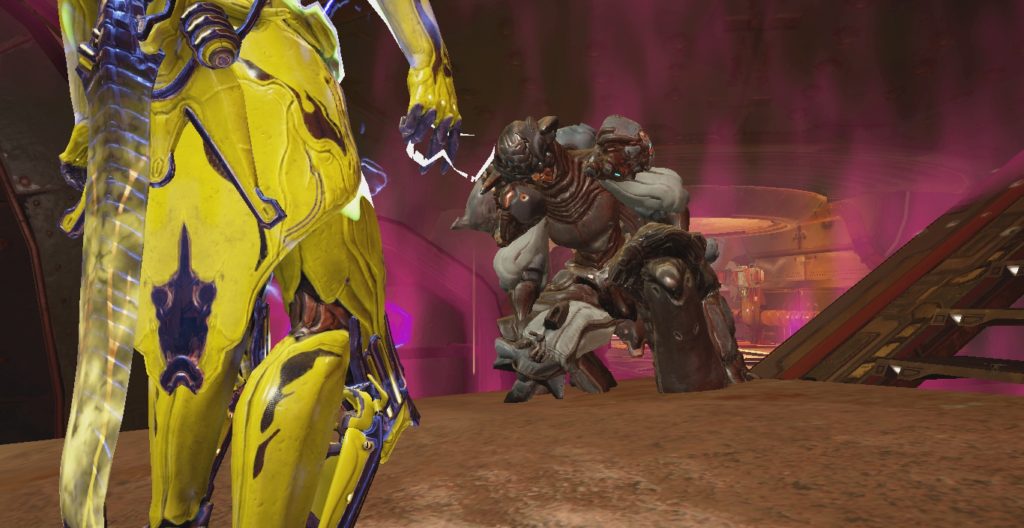 Volt Prime about to stab a Kuva Lich with his Parazon